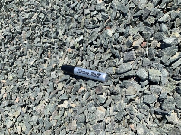 Bulk, Blue Granite Chips 3/4" /yard
