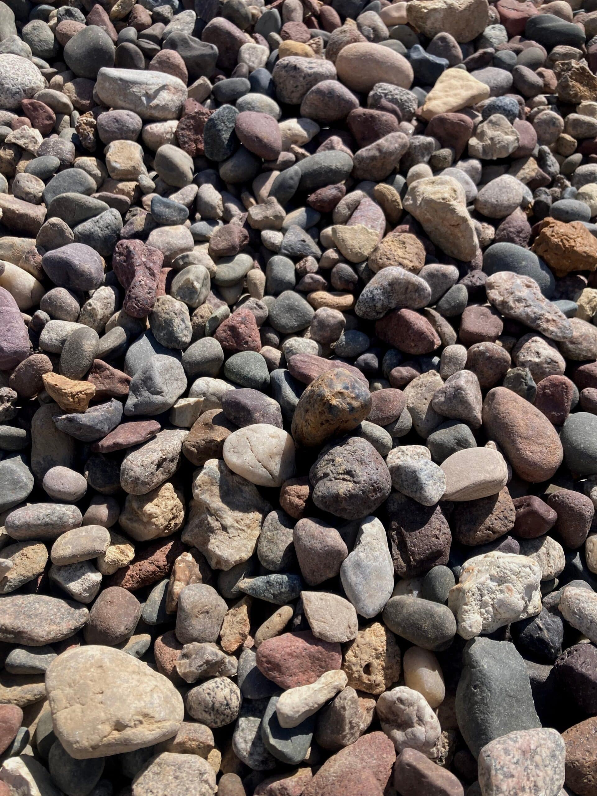 Bulk, Gravel Mississippi Large /yard Lurvey Landscape Supply