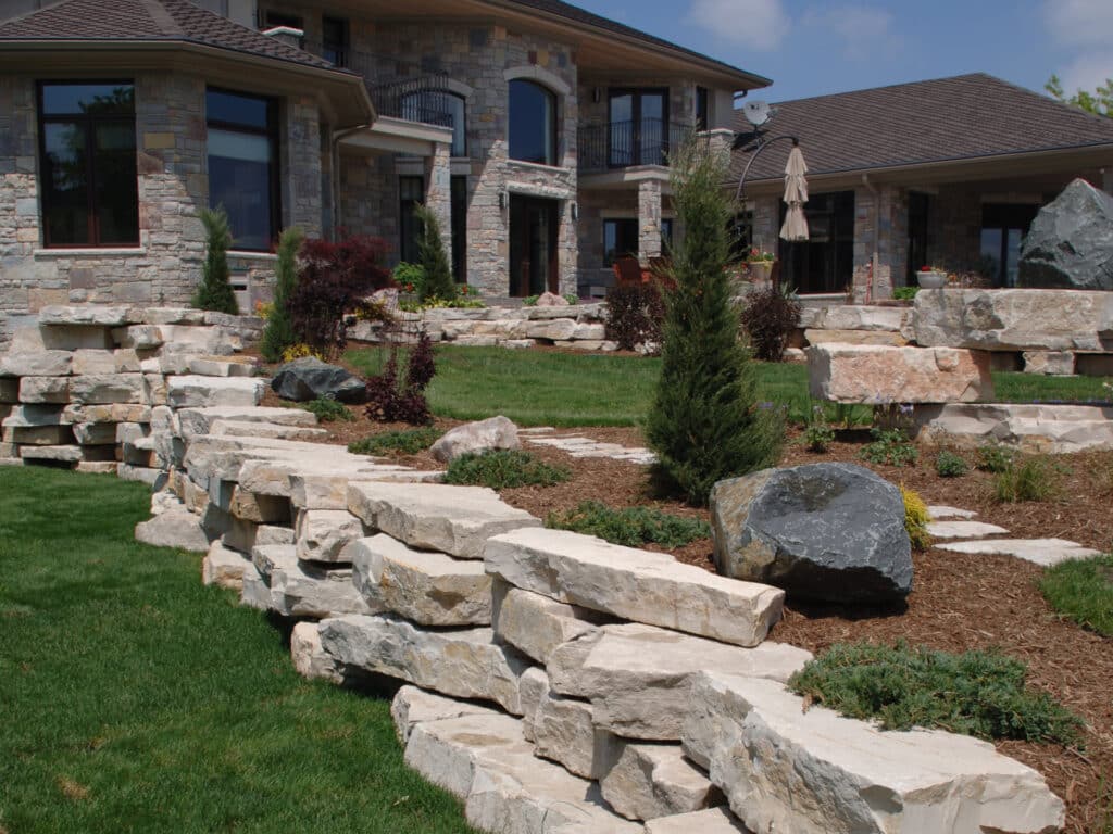 Eden outcropping wall