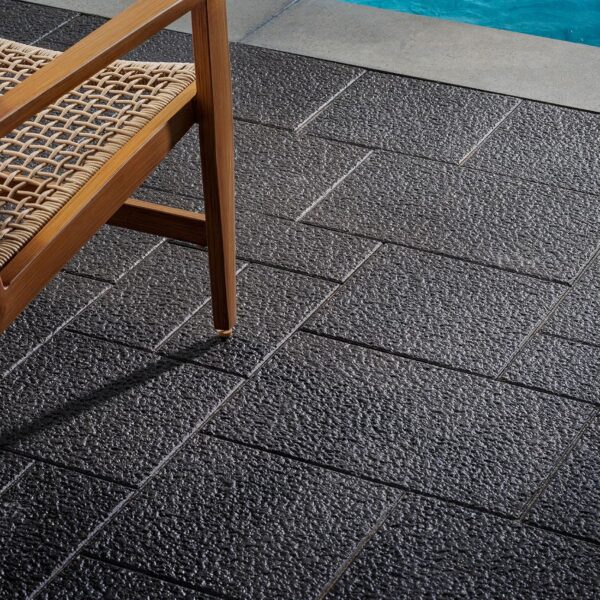 Belgard, Basalt 18 Midnight - Image 2