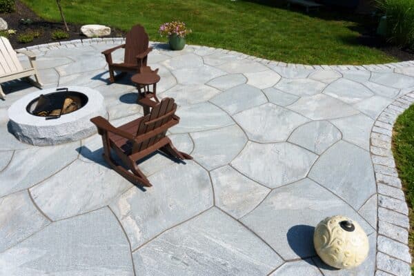 Flagstone Silver Ridge Granite 1.5" 100 SF - Image 2