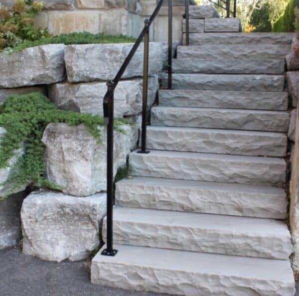 Steps Arctic Nat. Cleft Rocked
