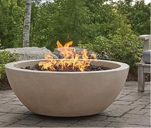 Freestanding fire pit